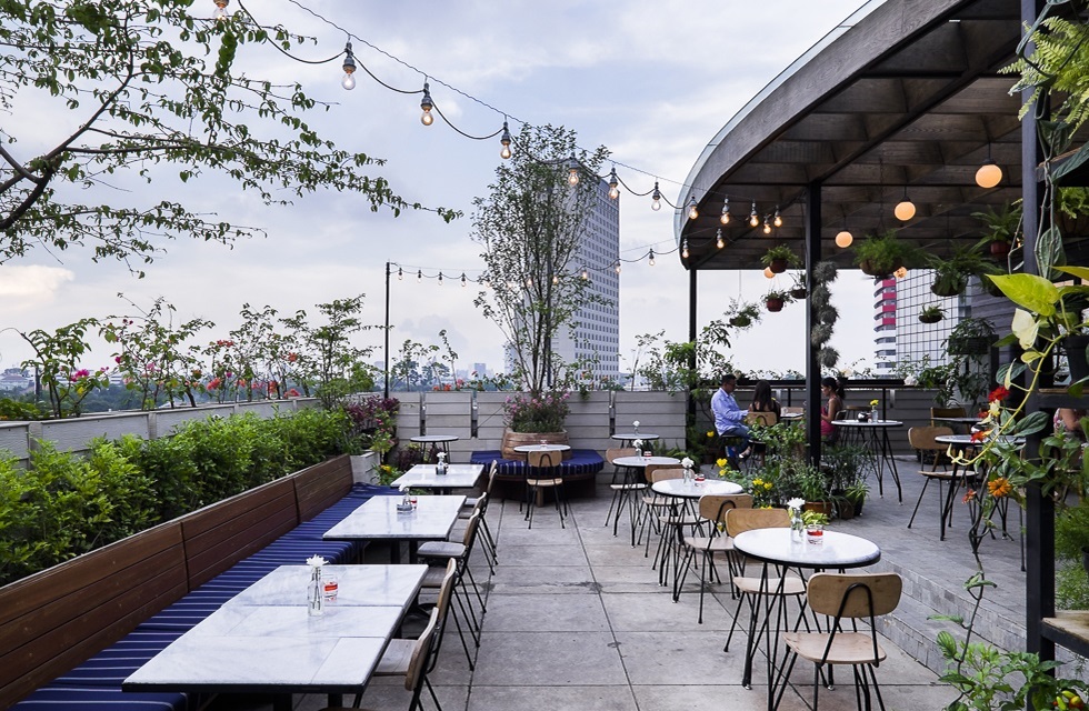 Suasana Hause Rooftop Bar & Restaurant  (dok: Hause Rooftop Bar & Restaurant)