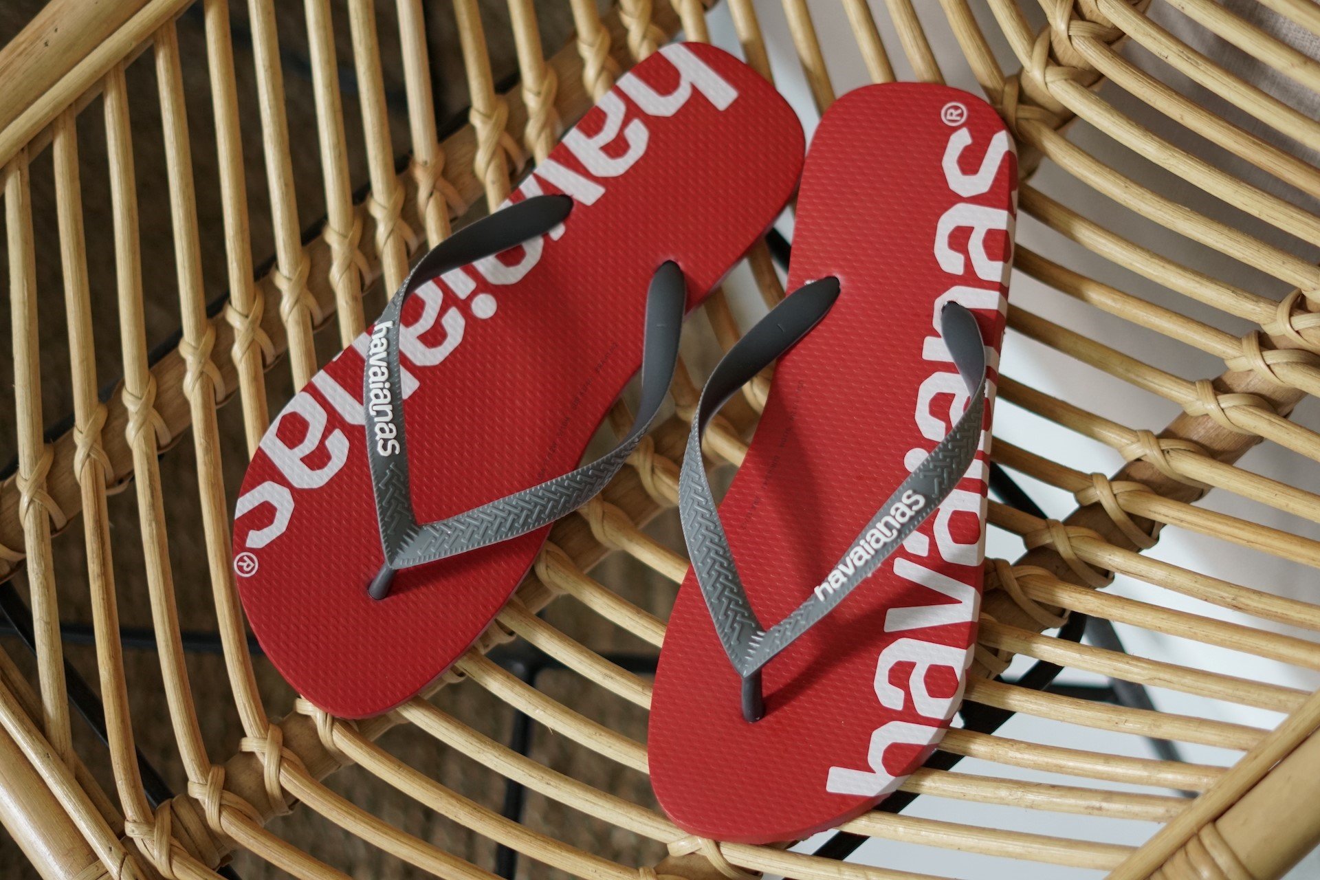 Havaianas Top Logomania Hightech (Dok. Havaianas)