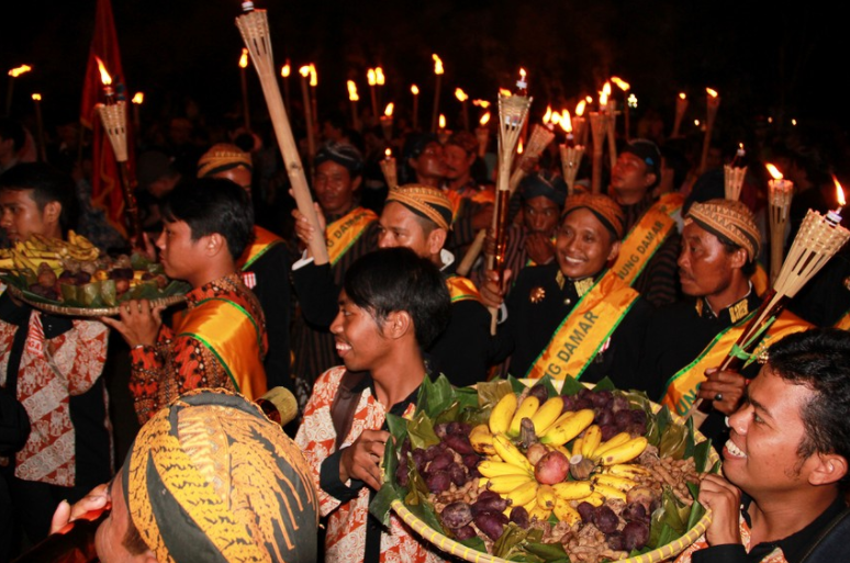 Tradisi malam satu suro di Yogyakarta (Dok. Indonesia Kaya)