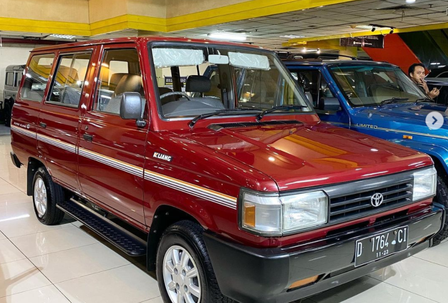 Toyota Kijang dalam kondisi orisinil yang berhasil terjual dengan harga fantastis (dok: Instagram/Malique Selatan Djakarta)