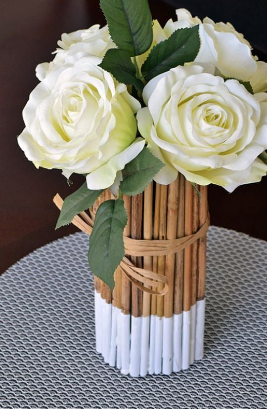 Vas bunga dari bambu