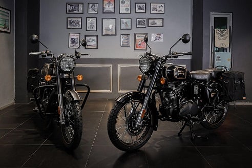 Royal Enfield Classic 500 Tribute Black Limited Edition (dok. Royal Enfield)