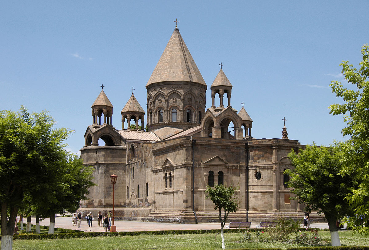 Katedral Etchmiadzin. (Dok. Wikimedia)