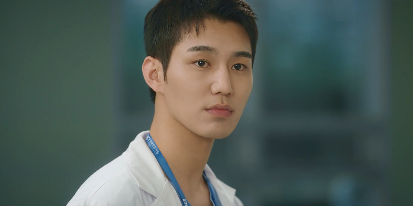 Kim Jae-yong sebagai Lee Seon-ho dalam drama Ghost Doctor. (Dok. tvN/Viu)