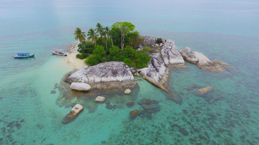 Tanjung Kelayang (Sumber gambar: direktoripariwisata.id/)