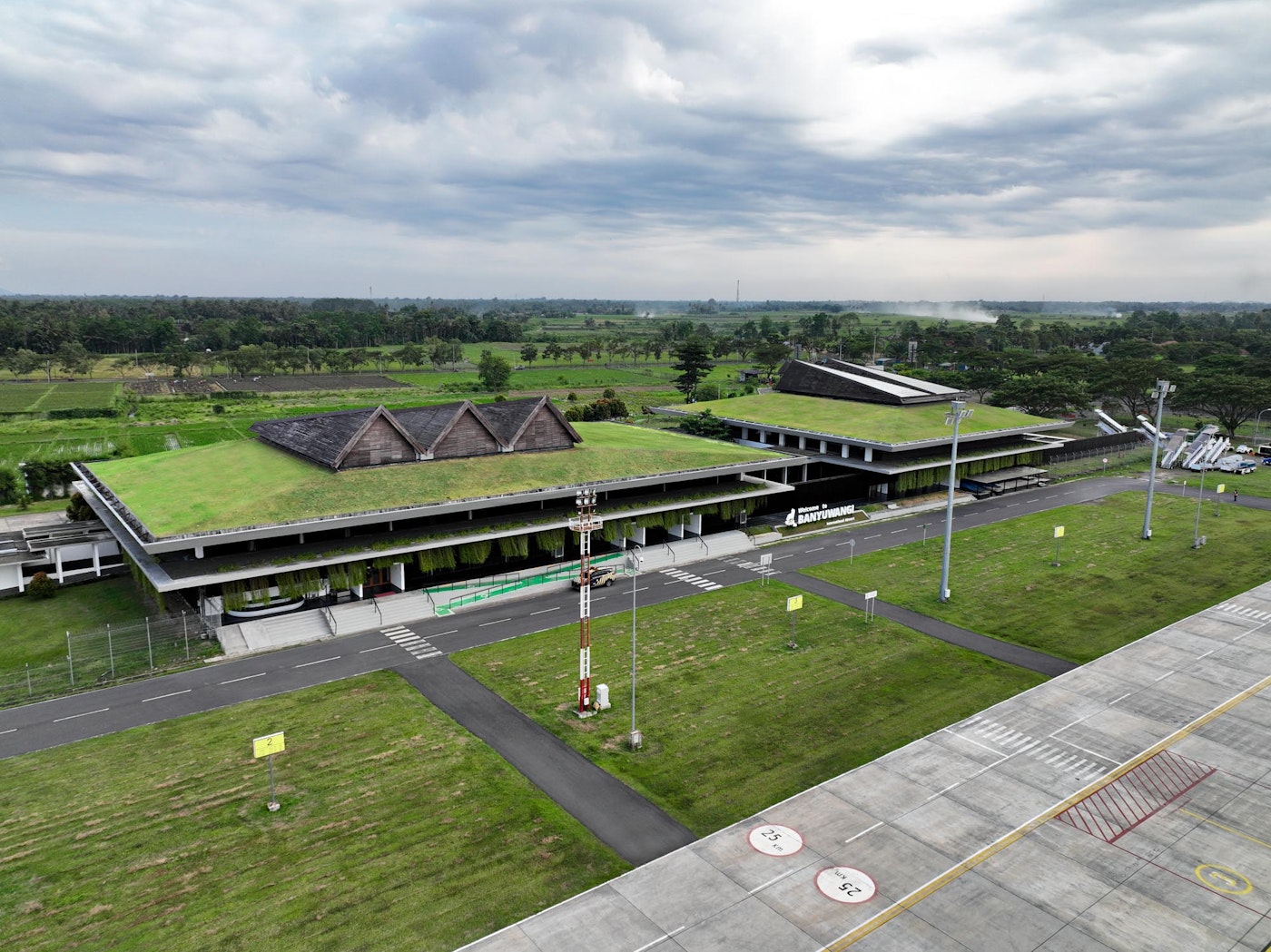 Bandara Banyuwangi (Sumber gambar: Aga Khan Trust for Culture/Mario Wibowo)