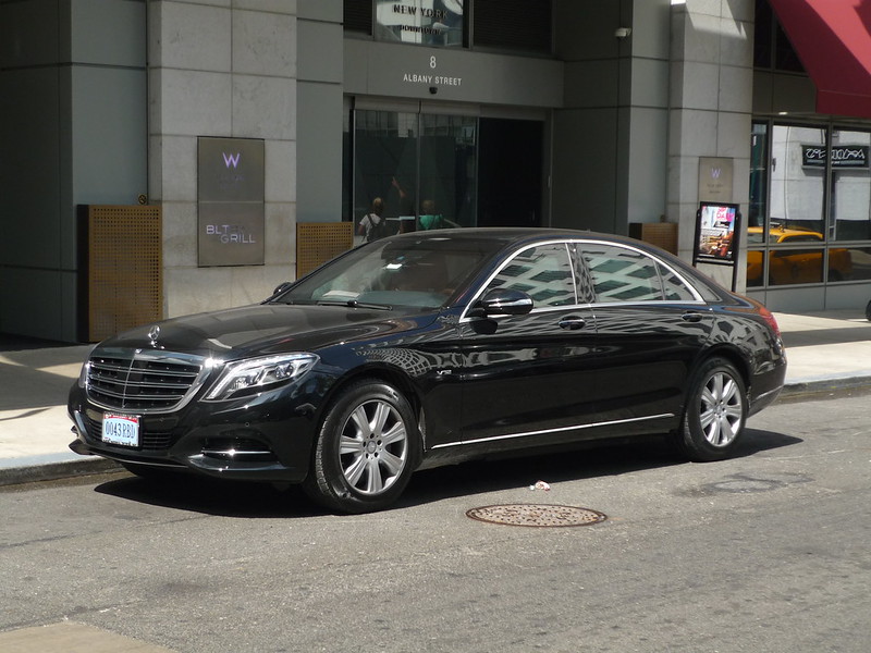 Ilustrasi mobil Mercedes-Benz  (sumber gambar Flickr)