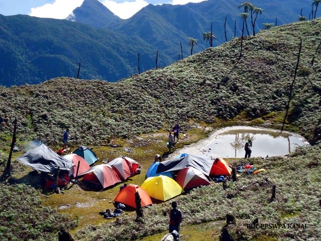 Lokasi Camp terakhir Waepuku di Gunung Binaya (sumber gambar:Flickr)