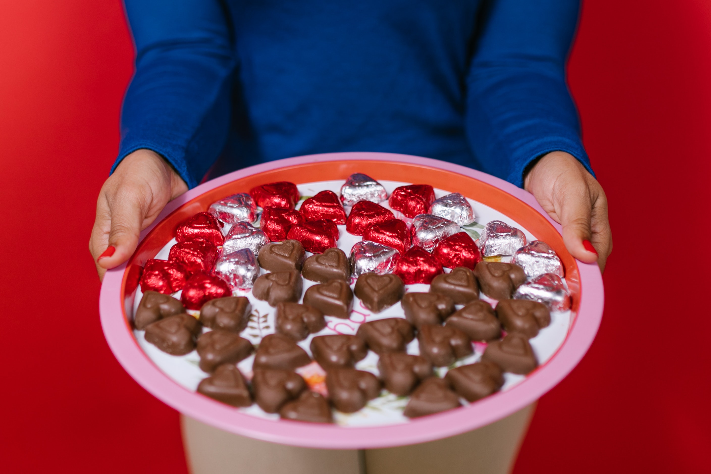 Cokelat menjadi makanan yang identik dengan perayaan Valentine (Sumber gambar: Rodnae Productions/Pexels)