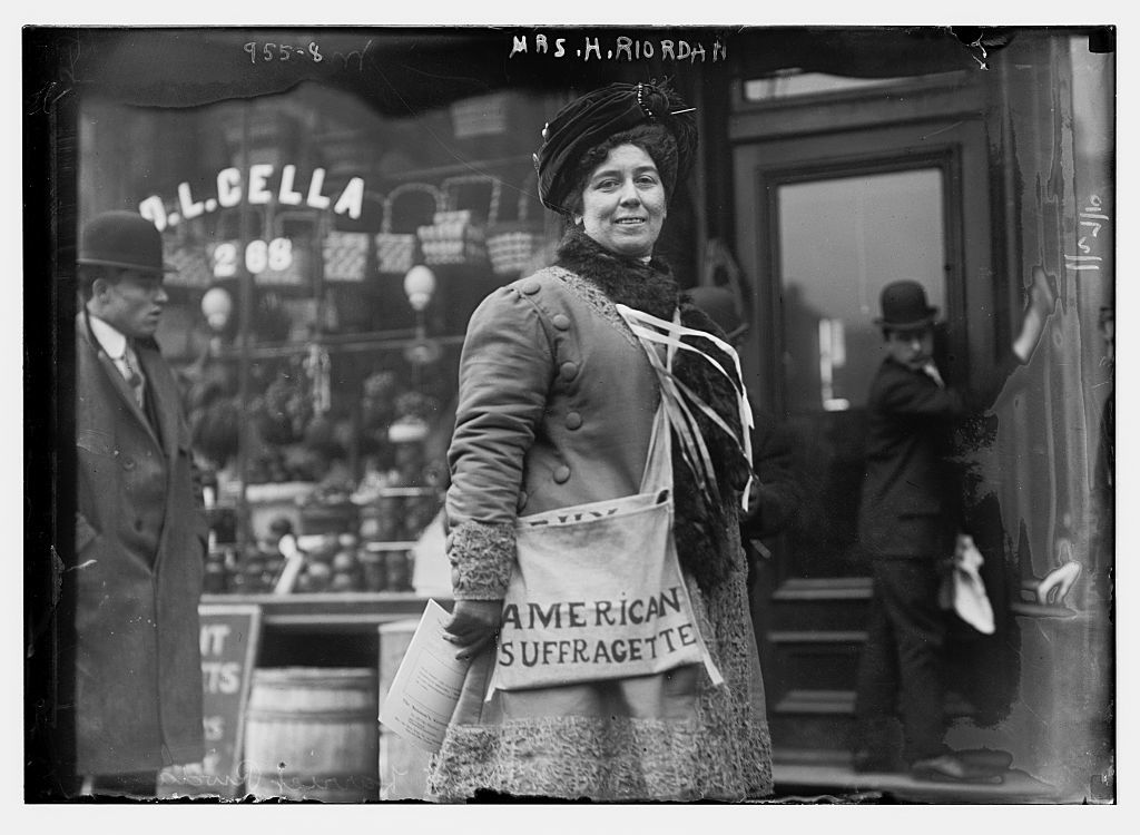 Seorang perempuan yang bergabung dalam gerakan suffragette Amerika Serikat. (Sumber foto: Library of Congress)