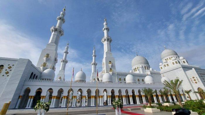 Masjid Raya  Syech Zayed Surakarta (Sumber gambar: Kemenag)