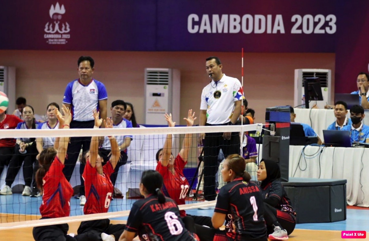 Tim putri sitting volleyball Indonesia. (Sumber foto: Komite Paralimpiade Nasional Indonesia)