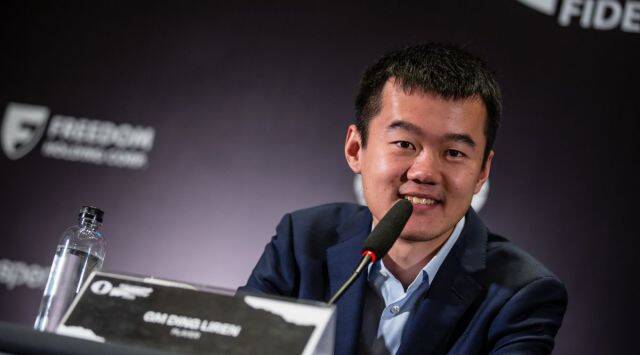 Ding Liren saat konferensi pers Kejuaraan Catur Dunia.  (Sumber gambar: FIDE)
