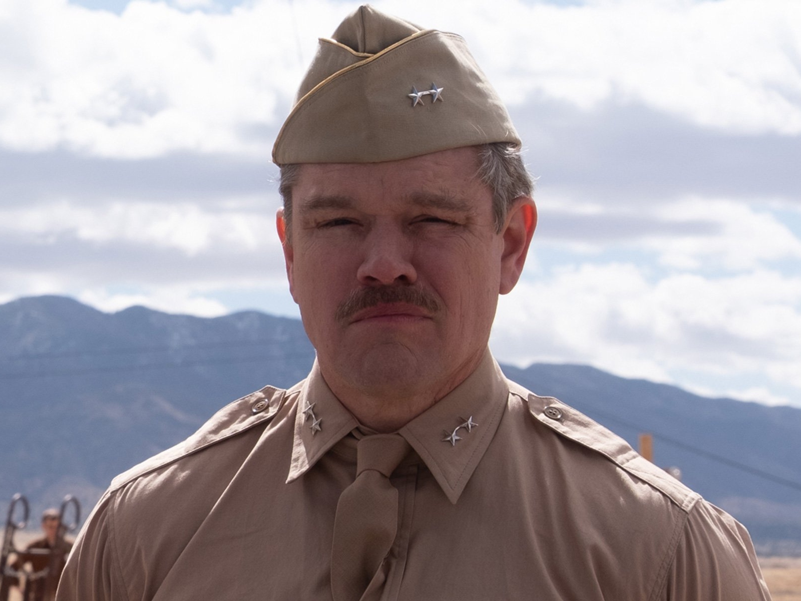 Matt Damon sebagai Letnan Jenderal Leslie Groves. (Sumber foto: 