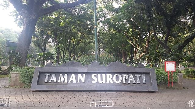 Taman Suropati (Sumber Foto: Jakarta Pusat)