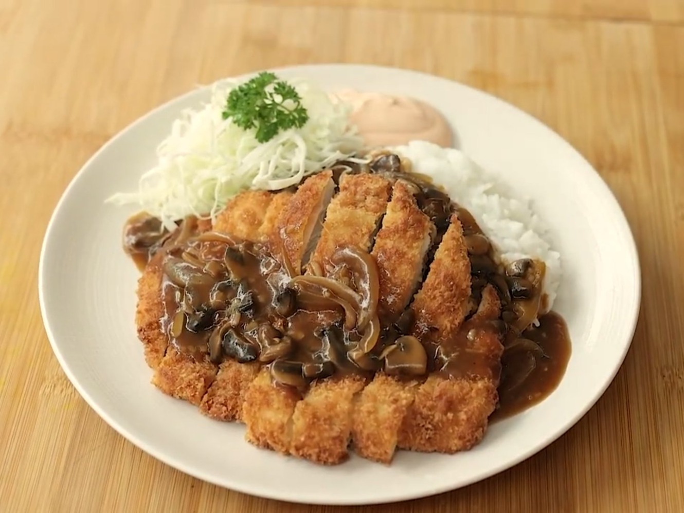 Chicken Mushroom Donkkaseu atau Nasi Katsu Ayam Korea. (Sumber gambar: Chef Devina Hermawan/Twitter)