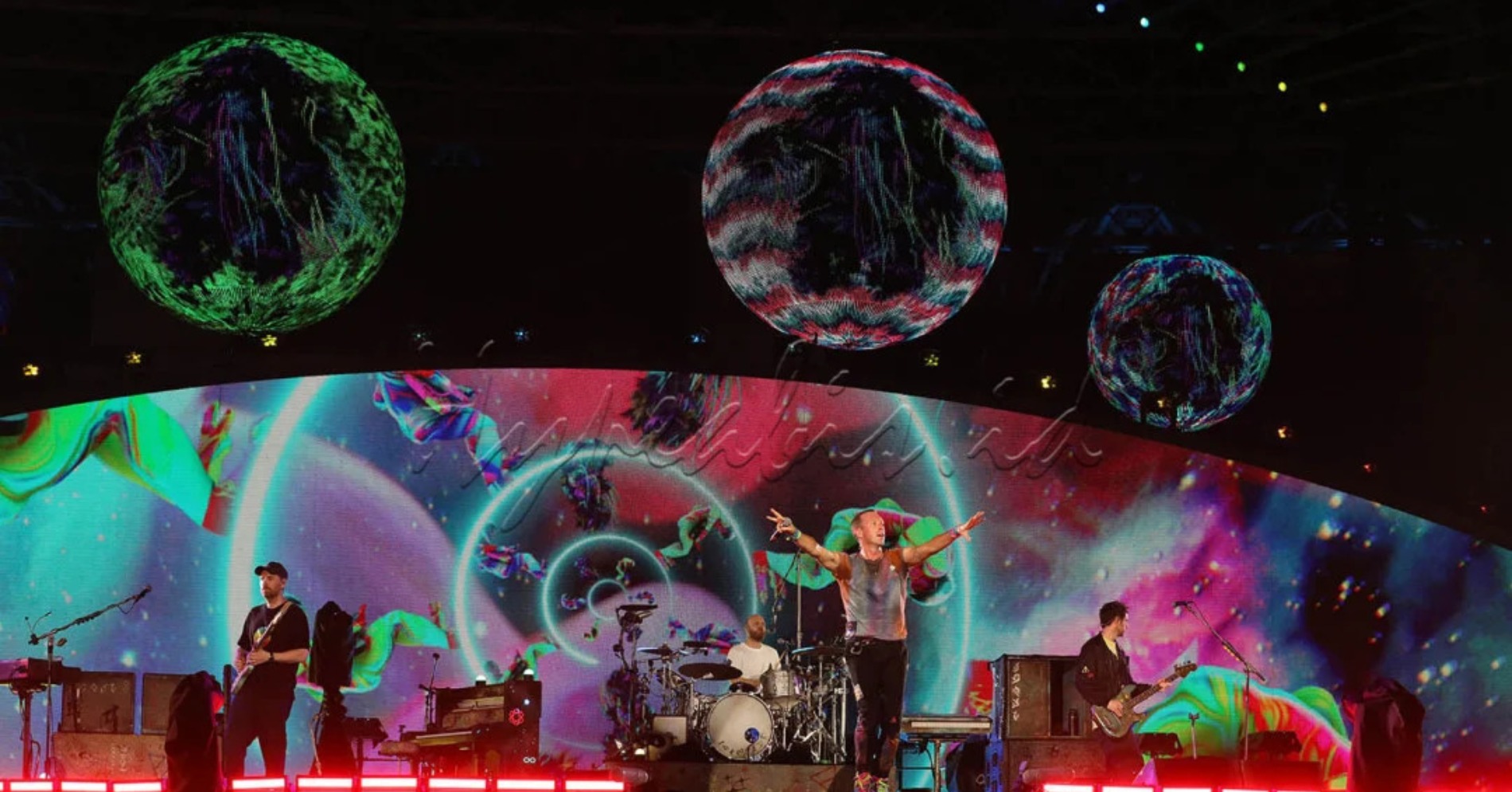 Konser Coldplay di Jakarta (Sumber foto: Hypeabis.id/Eusebio chrysnamurti)
