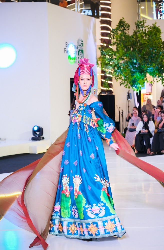 Beberapa koleksi busana di Balikpapan Fashion Week 2023. (Sumber gambar: Balikpapan Superblock)