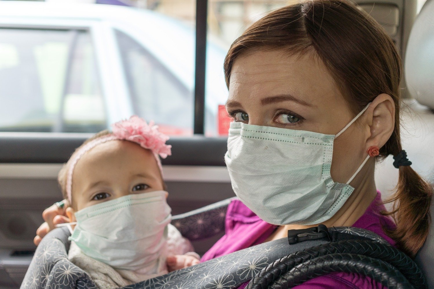 Anak-anak rentan terpapar infeksi pneumonia. (Sumber gambar: David Veksler/Unsplash)