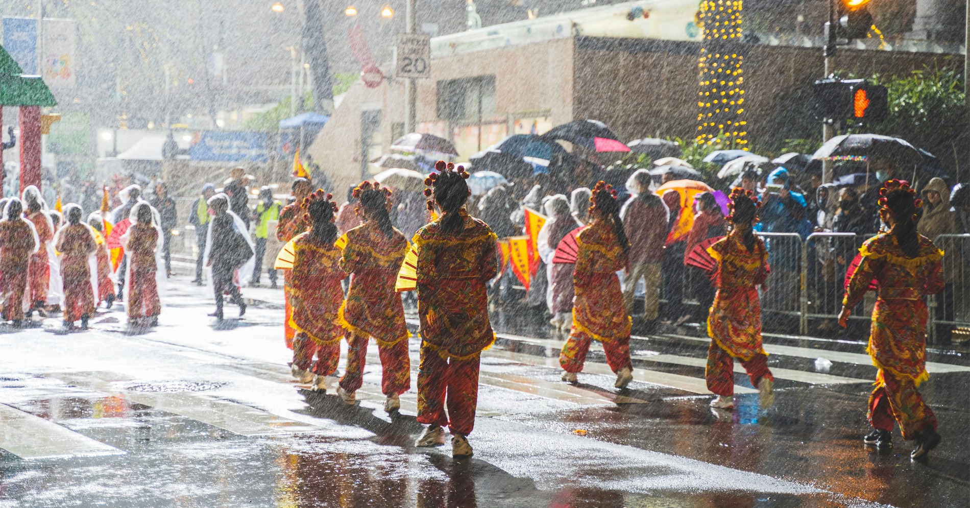 Ilustrasi hujan saat perayaan Imlek (Sumber gambar: Unsplash/Y S)