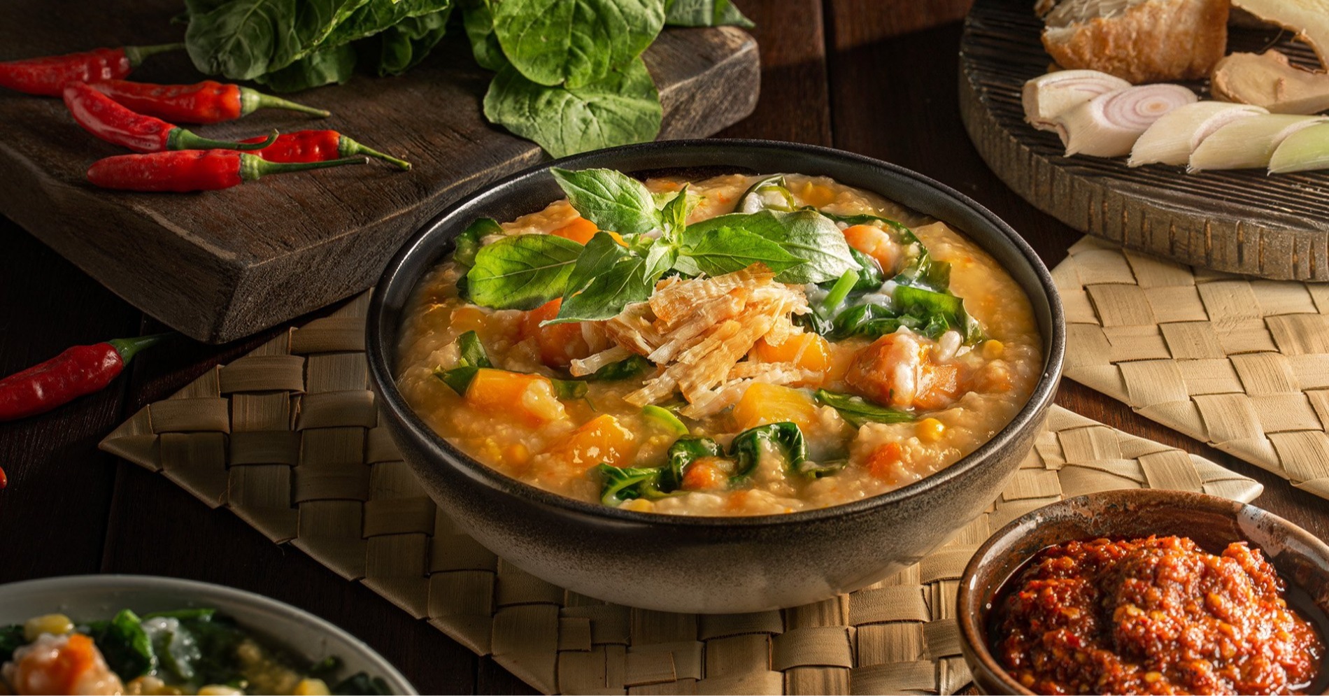 Resep Bubur Manado, Enak & Nikmat Disantap Buat Sarapan