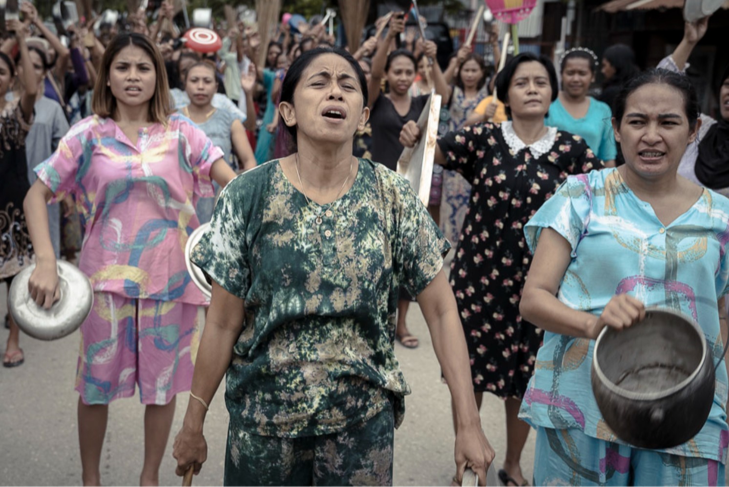 Linda Adoe, Seorang ASN yang Jadi Pemeran Utama Film Women from Rotte Island (Sumber gambar: Bintang Cahaya Sinema dan Langit Terang Sinema)