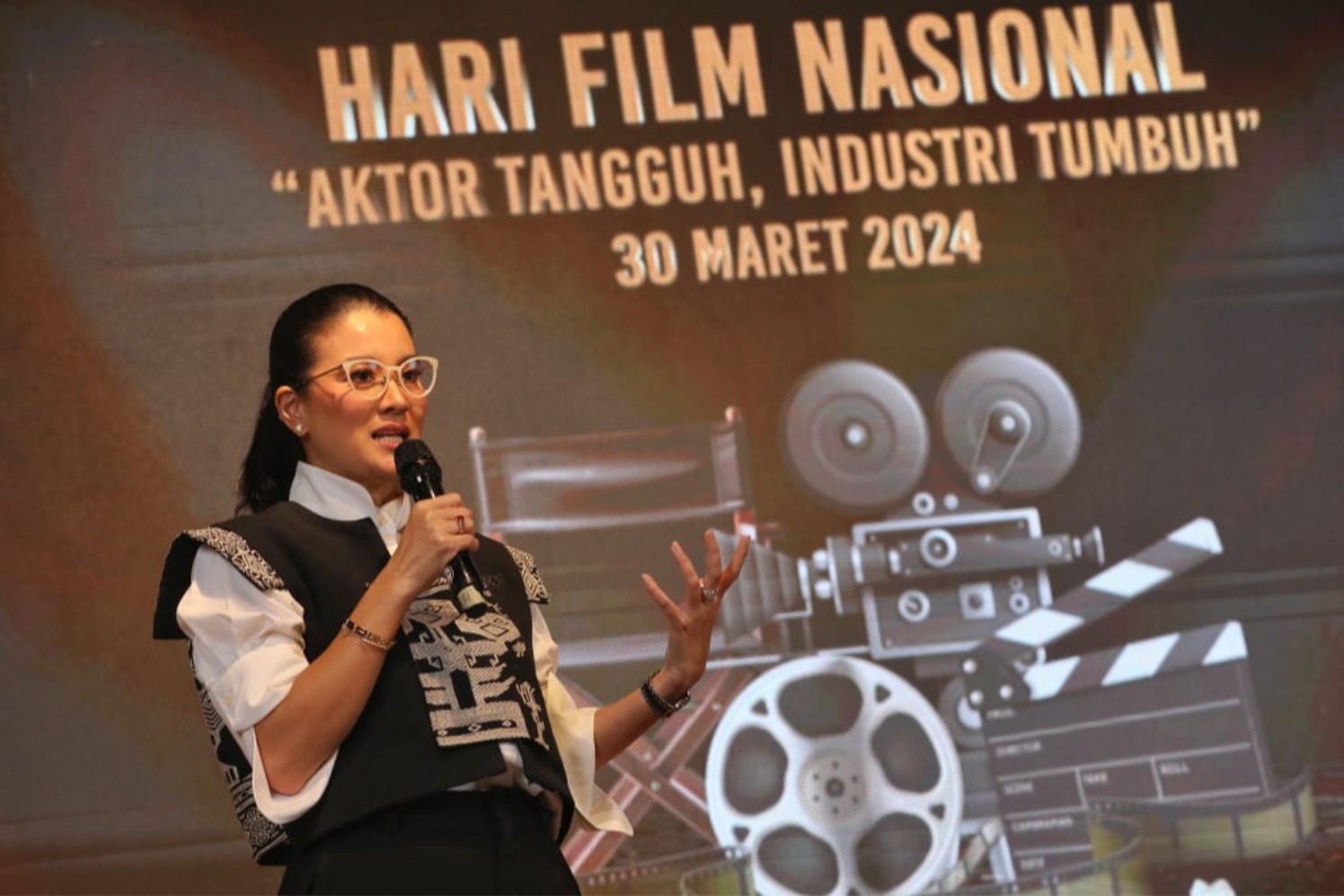 Ketua Umum Persatuan Artis Film Indonesia (Parfi) Marcella Zalianty 