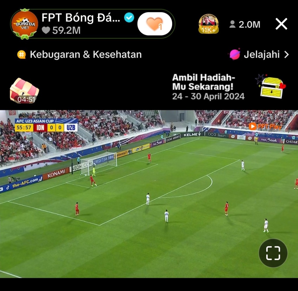 Tangkapan layar siaran live streaming gratis di TkTok dari FPT Play Vietnam (Sumber: Hypeabis.id)