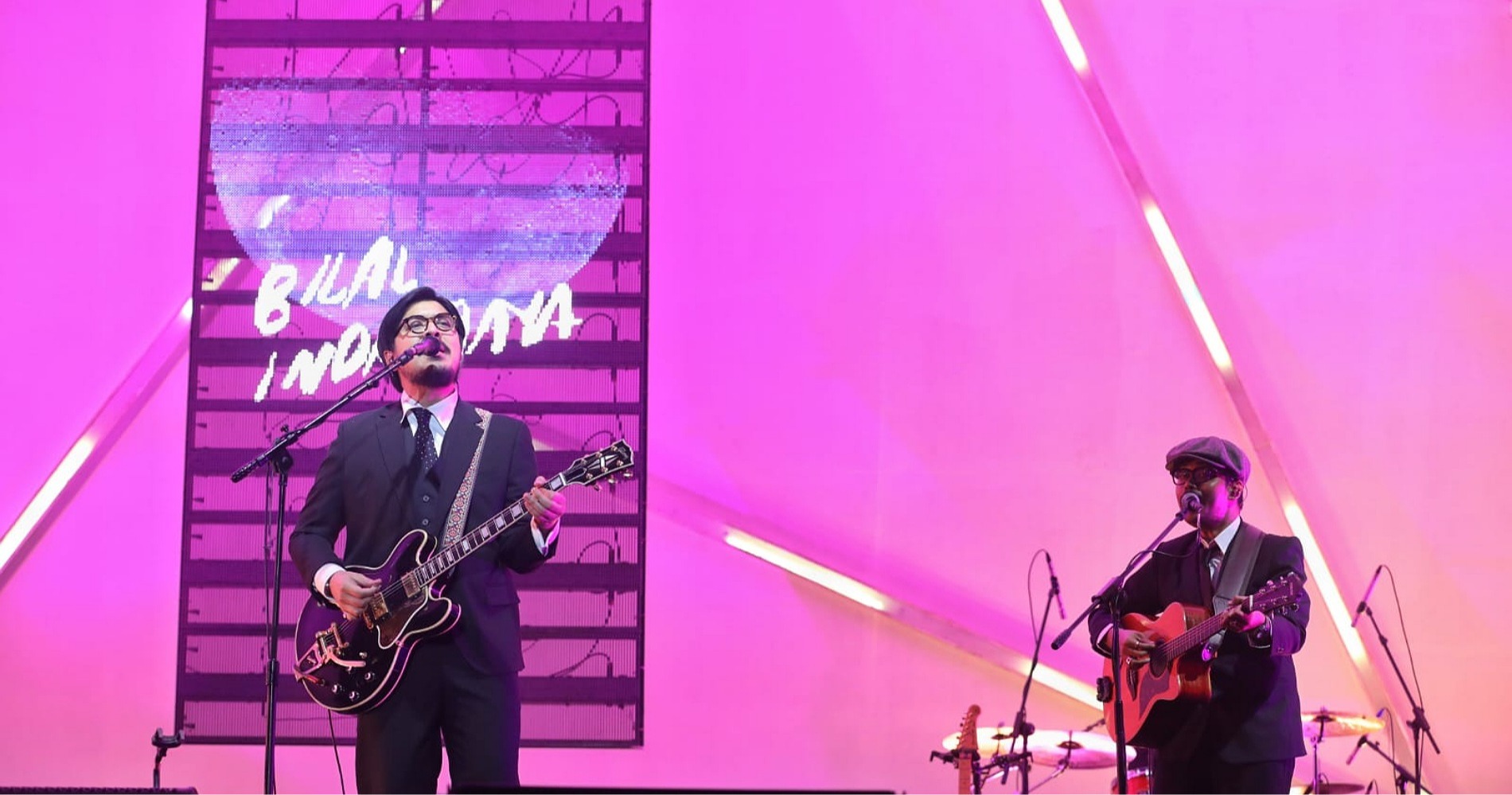 Penyanyi Bilal Indrajaya tampil dalam acara BNI Java Jazz Festival 2024 di JIExpo Kemayoran, Jakarta, Sabtu (25/5/2024). (Hypeabis.id/Eusebio Chrysnamurti)