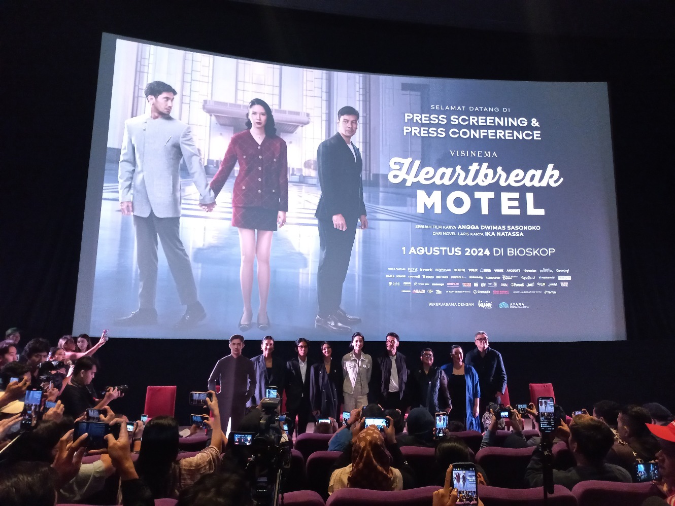 Produser, sutradara, dan pemain film Heartbreak Motel (Sumber gambar: Chelsea Venda/ Hypeabis.id)