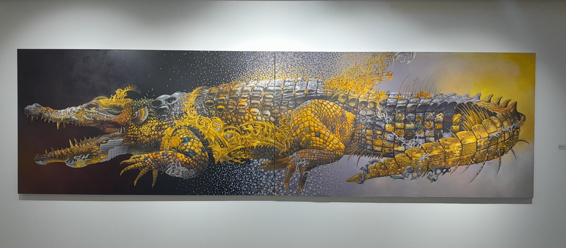 Karya Haris Purnomo berjudul Bebuaya di Neo Gallery  (sumber gambar: Hypeabis.id/Prasetyo Agung Ginanjar)