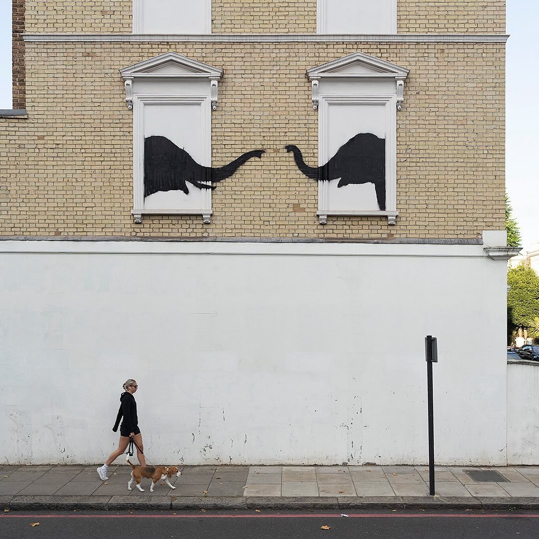 Karya mural Banksy (Sumber gambar: IG Banksy)