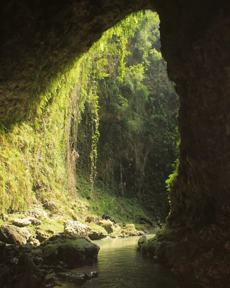 Gua Kalisuci (Sumber gambar: Instagram.com/kalisucicavetubing)