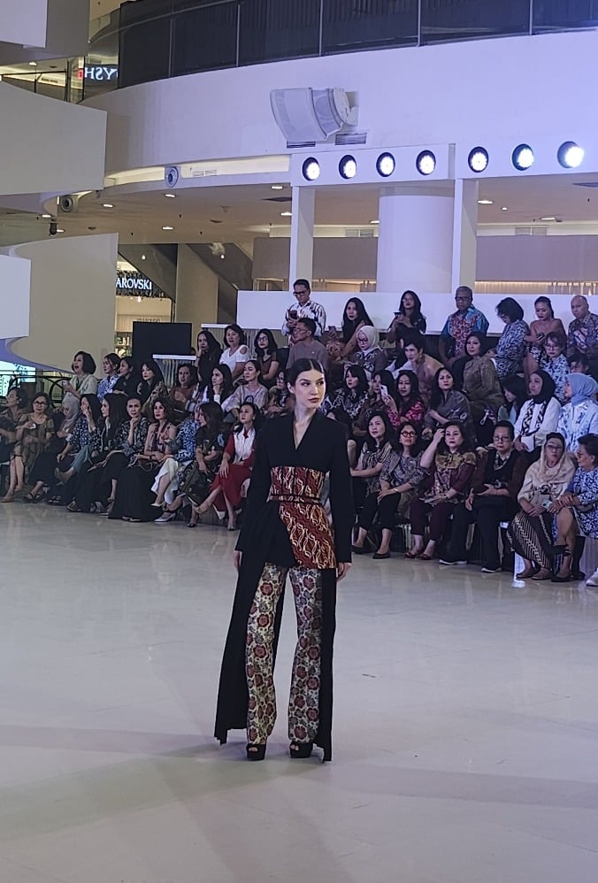 Batik Danar Hadi X Wilsen Willim (Sumber Foto:Hypeabis.id/Kintan Nabila)