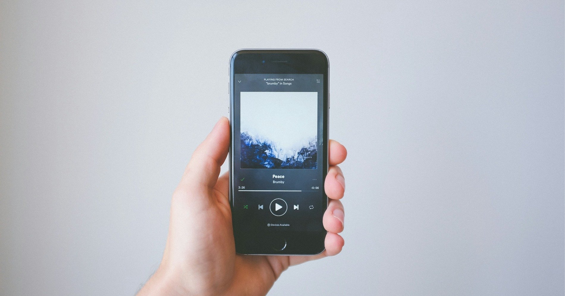 Streaming musik (Sumber gambar: Unsplash/Kenny Eliason)