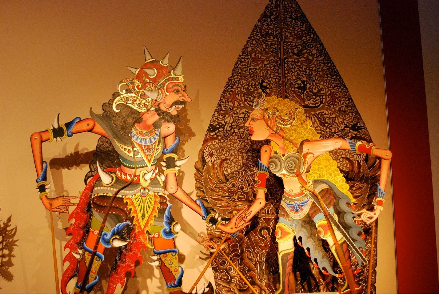 Ilustrasi wayang. (Sumber gambar: Wikimedia Commons)