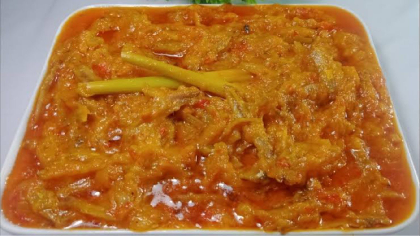 Sambal Tempoyak. (Sumber gambar: Lidia Kandaw MH/YouTube)