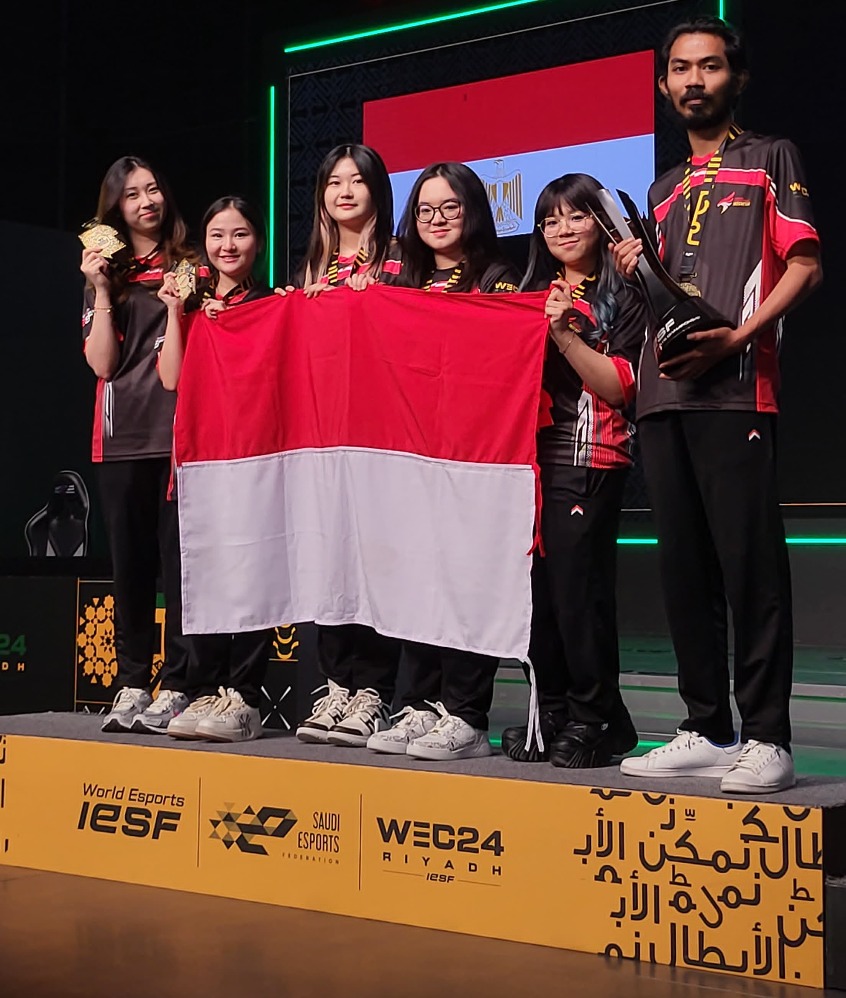 Kontingen esports Indonesia di IESF World Esports Championships 2024 (Sumber gambar: Dok.  PB ESI)