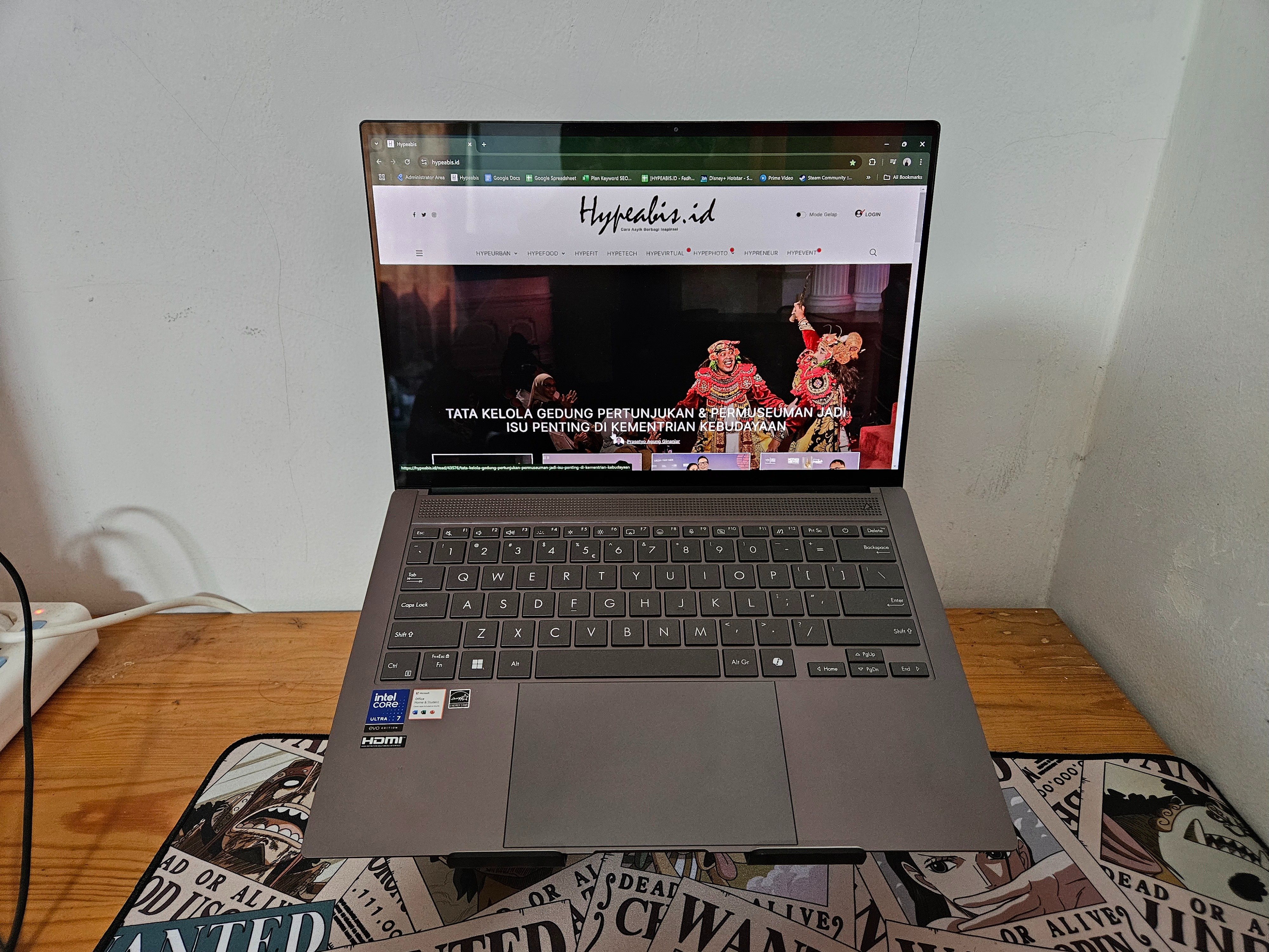 ASUS Zenbook S 14 OLED 2024 (Sumber gambar: Hypeabis.id/Syaiful M)