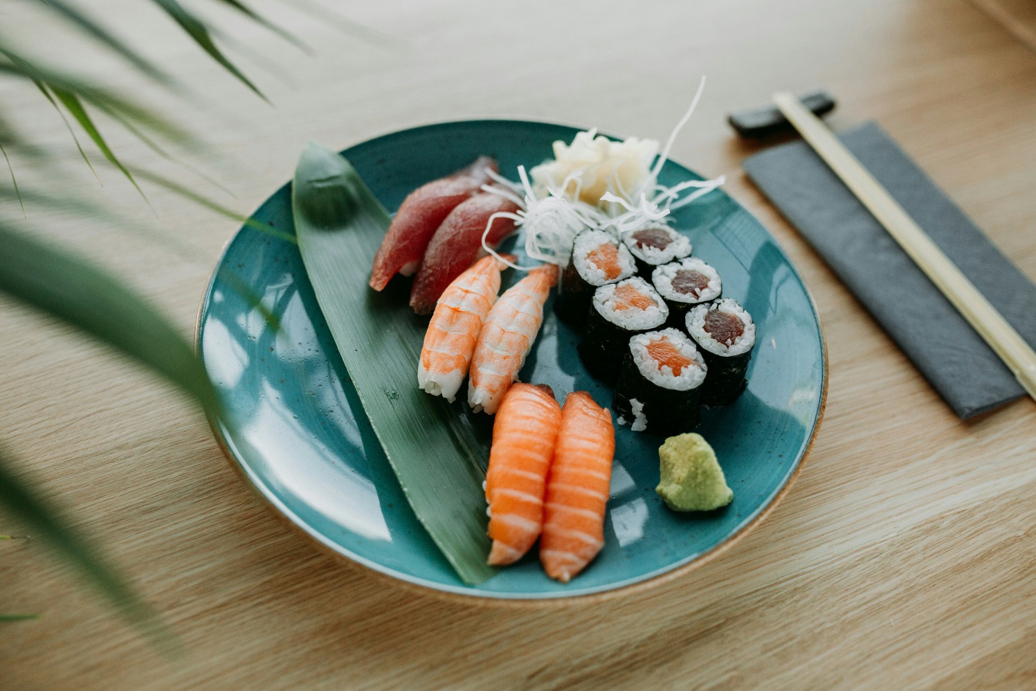 Ilustrasi sushi. (Sumber gambar: Marta Filipczyk/Unsplash) Ilustrasi sushi. (Sumber gambar: Marta Filipczyk/Unsplash)
