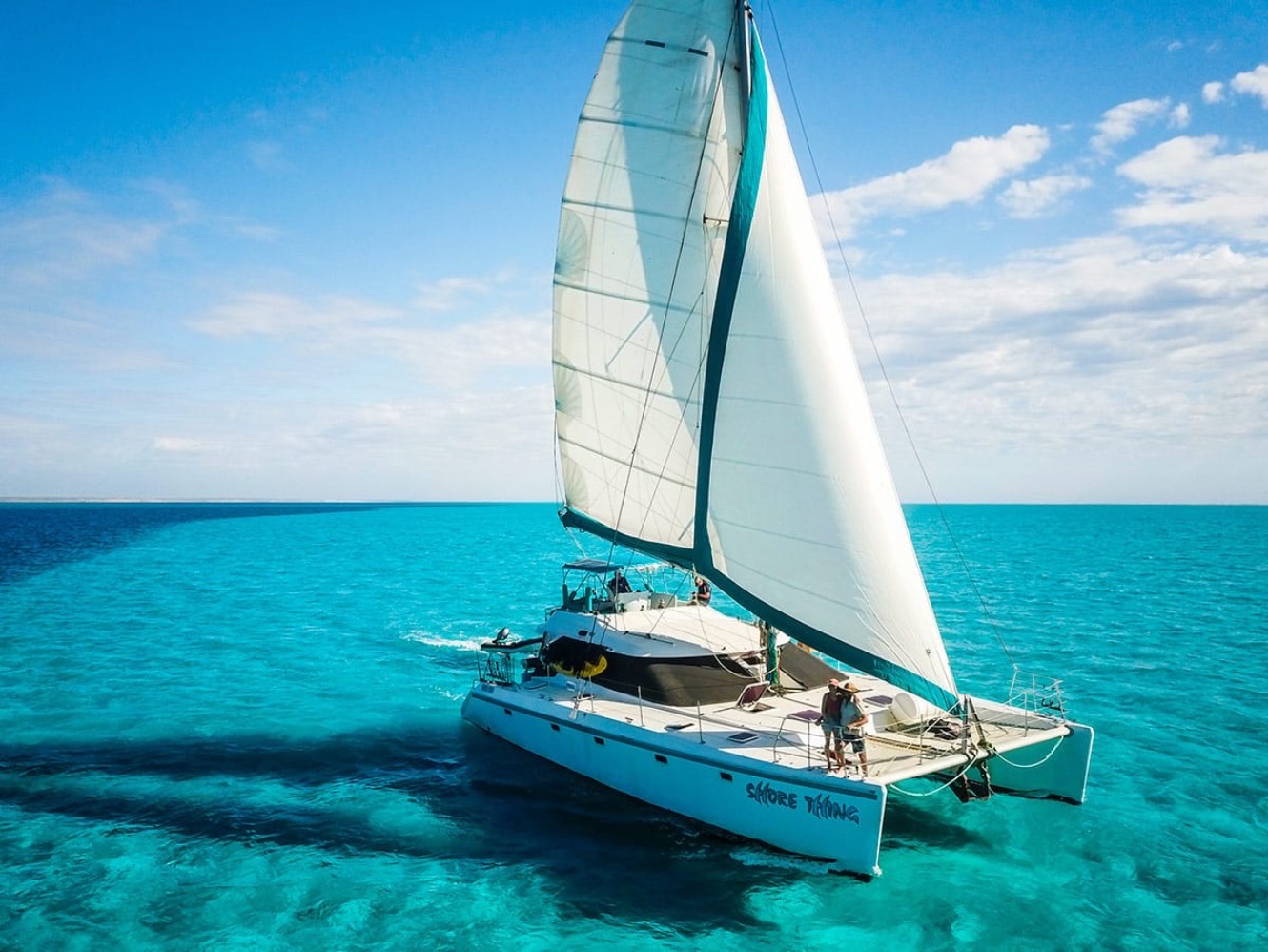 Ningaloo Reef, Australia Barat (Sumber gambar: Tourism West Australia) Ningaloo Reef, Australia Barat (Sumber gambar: Tourism West Australia)