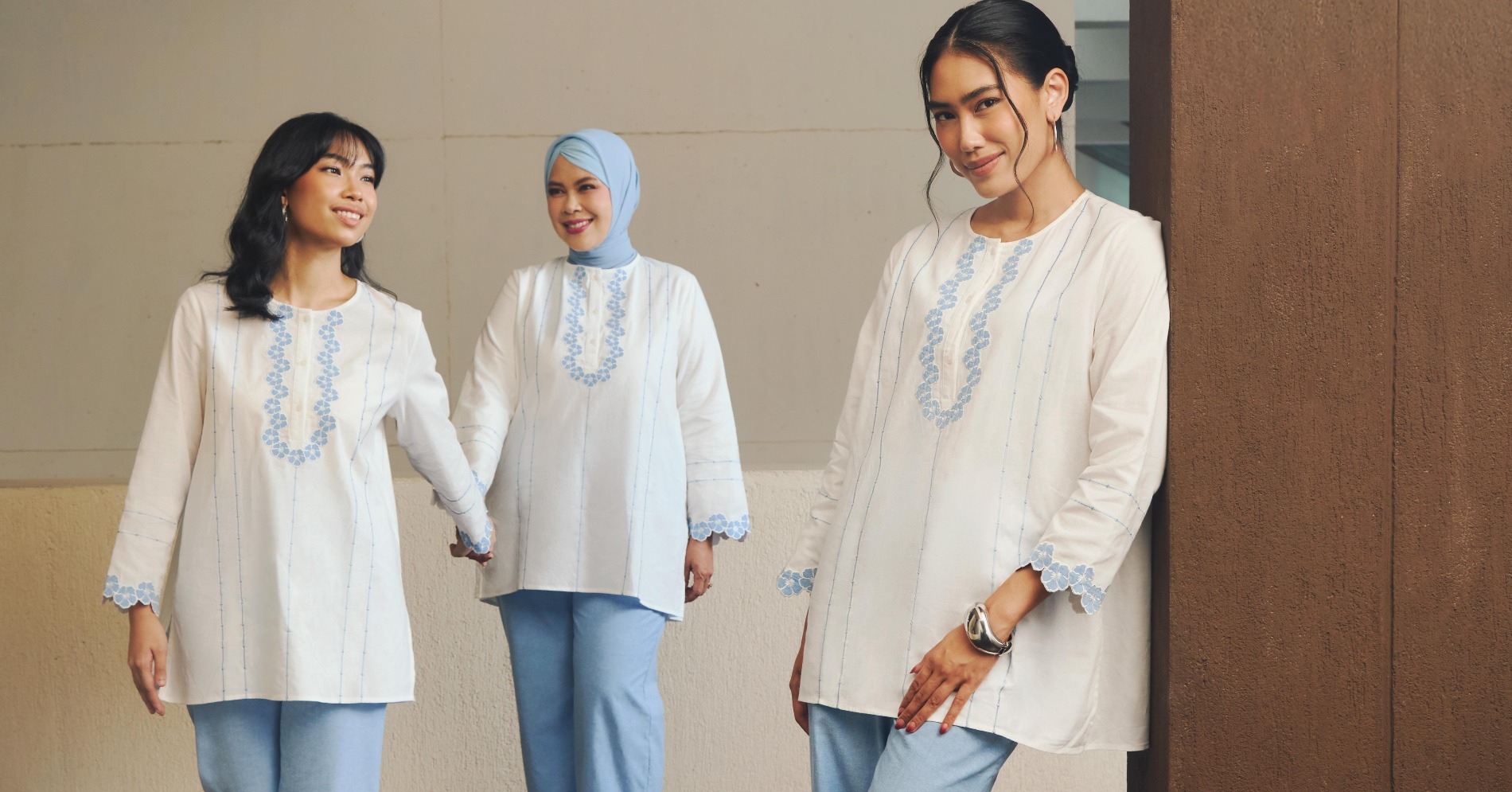 Gaya Alika dan keluarga kenakan busana muslim (Sumber Foto: et cetera) Gaya Alika dan keluarga kenakan busana muslim (Sumber Foto: et cetera)