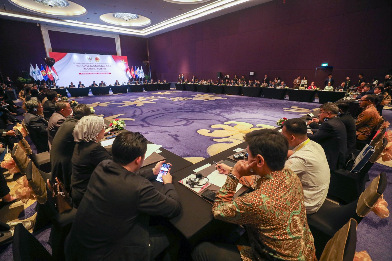 Acara Dialog Bisnis Tingkat Tinggi Indonesia & Vietnam di Hotel Raffles Jakarta, Senin (10/3/2025). Sumber gambar: Hypeabis.id/Himawan L. Nugraha.
