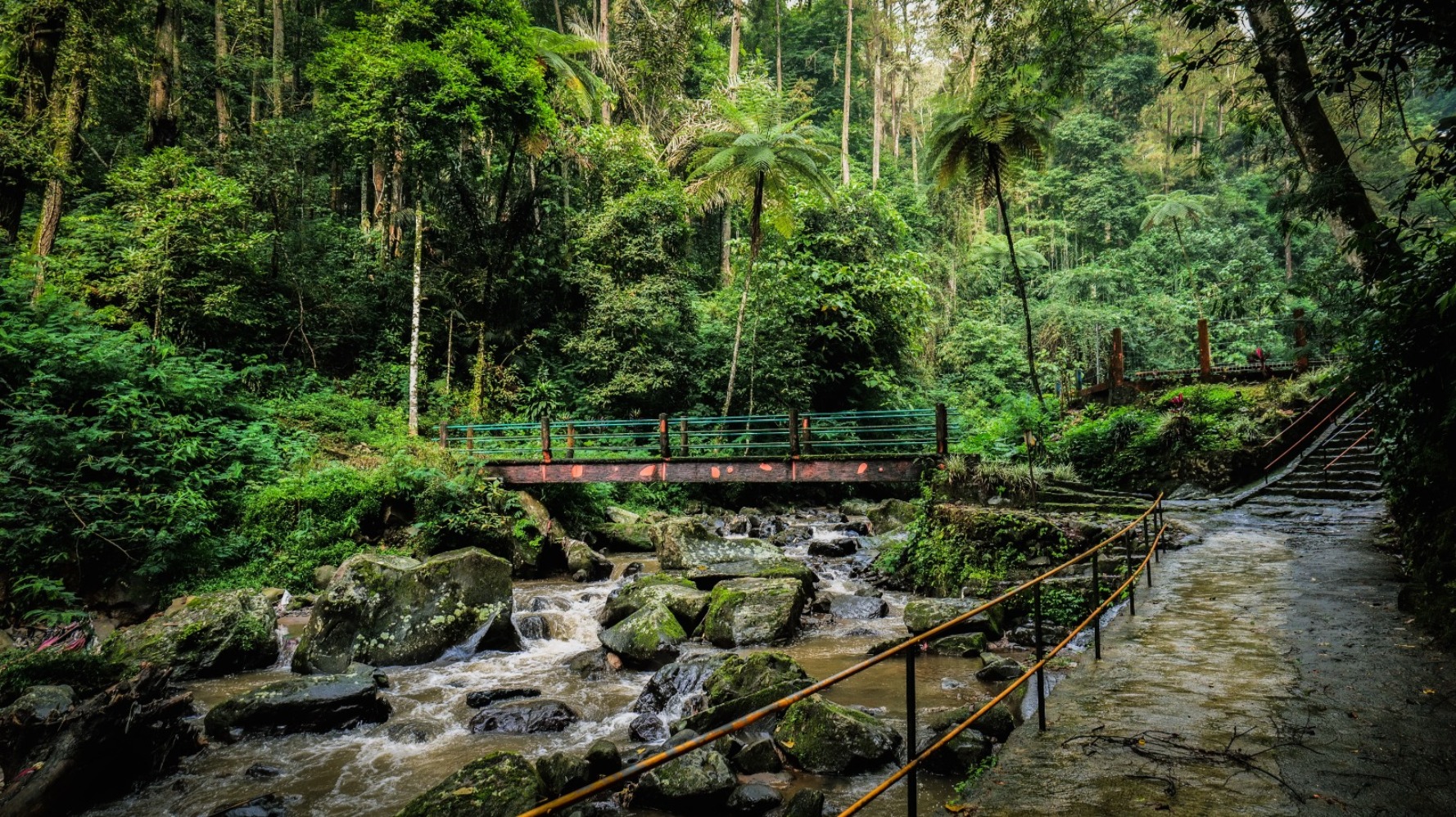 Grojogan Sewu (Sumber gambar: Wonderful Kemenparekraf RI)