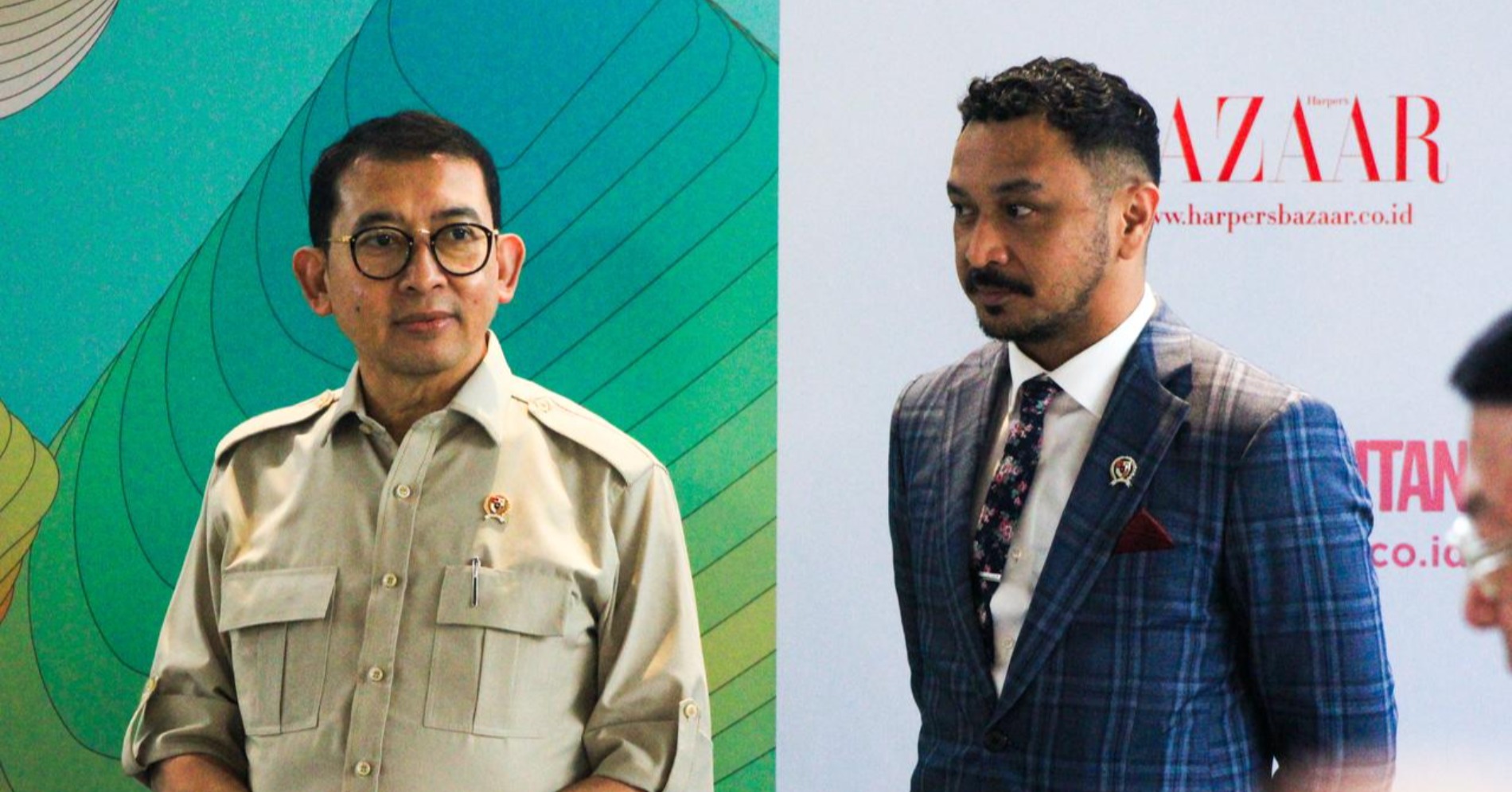 Menteri Kebudayaan Fadli Zon, dan Wakil Menteri Kebudayaan Giring Ganesha saat membuka Art Jakarta Gardens di Hutan Kota by Plataran, Jakarta, Selasa (22/4/2025). (Sumber foto Hypeabis.id/Robby Fathan) Menteri Kebudayaan Fadli Zon, dan Wakil Menteri Kebudayaan Giring Ganesha saat membuka Art Jakarta Gardens di Hutan Kota by Plataran, Jakarta, Selasa (22/4/2025). (Sumber foto Hypeabis.id/Robby Fathan)