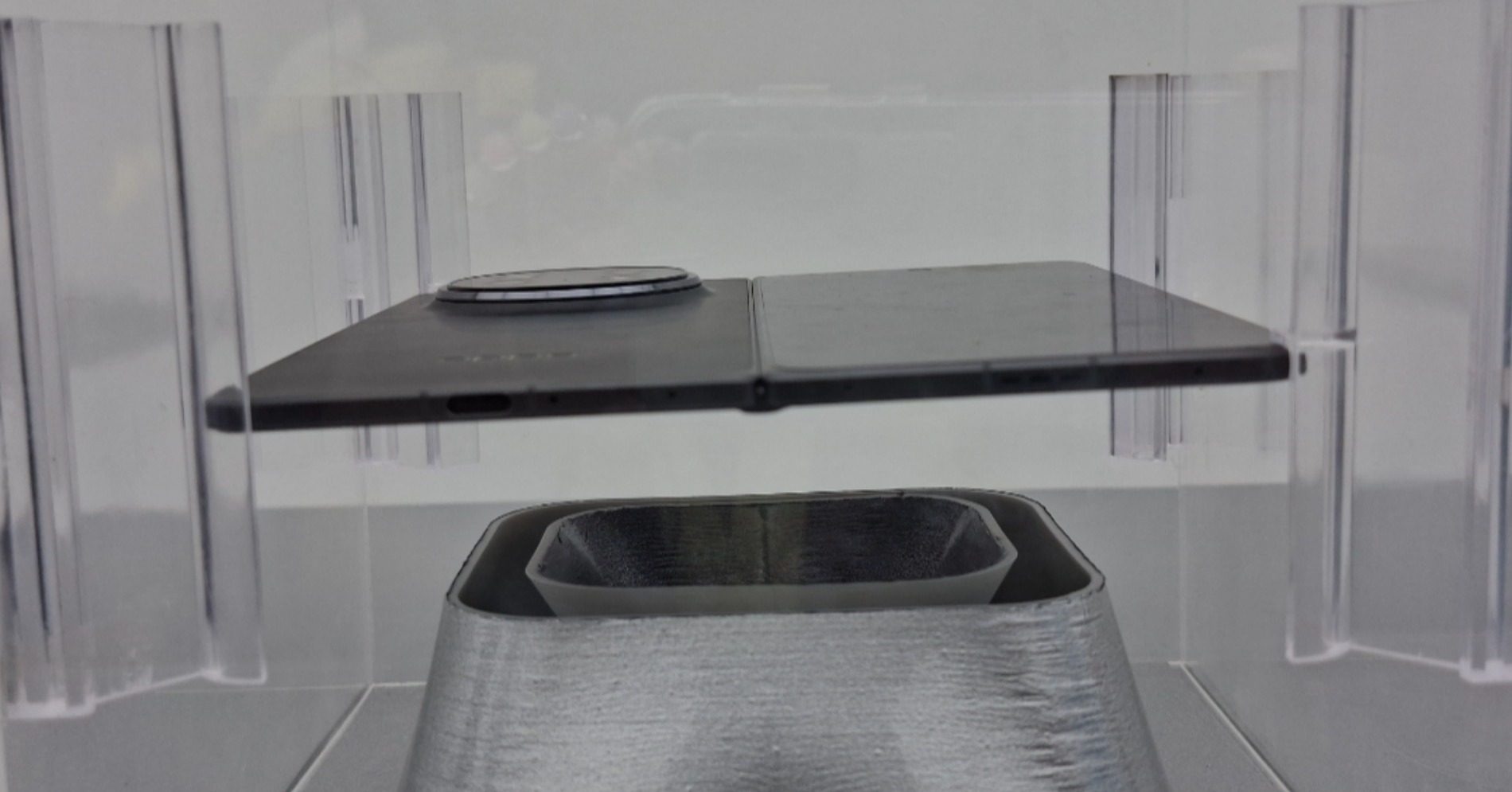 Oppo Find N5 (Sumber gambar: Desyinta Nuraini/Hypeabis.id) Oppo Find N5 (Sumber gambar: Desyinta Nuraini/Hypeabis.id)