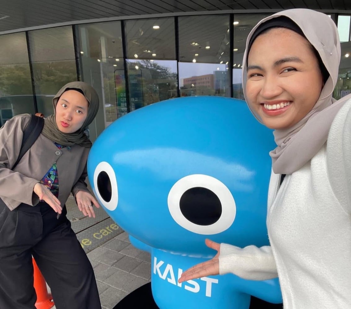 Xaviera Putri dan Biadonut (Sumber gambar: Gushcloud)
