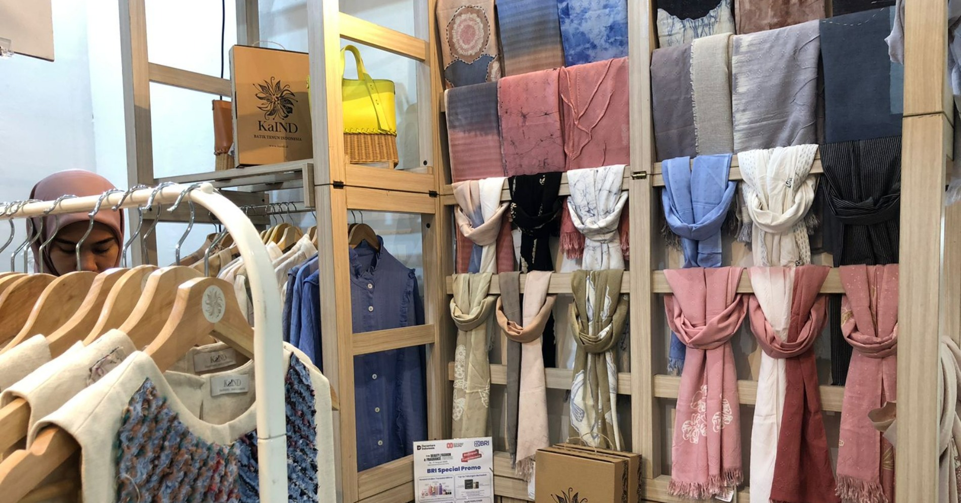 Produk KaIND. Sumber gambar: Hypeabis.id/Aisyah Putri Maulidina. Produk KaIND. Sumber gambar: Hypeabis.id/Aisyah Putri Maulidina.