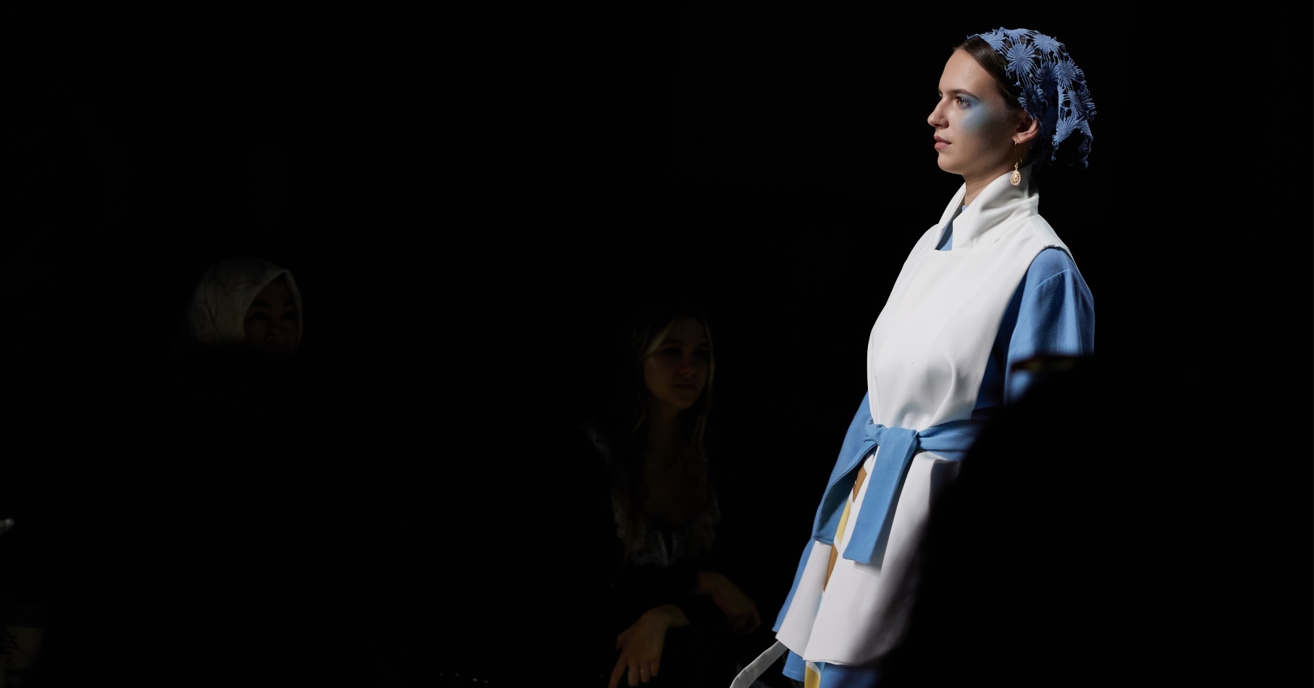 Koleksi DINÁ di Moscow Fashion Week (Sumber Foto: Moscow Fashion Week)
