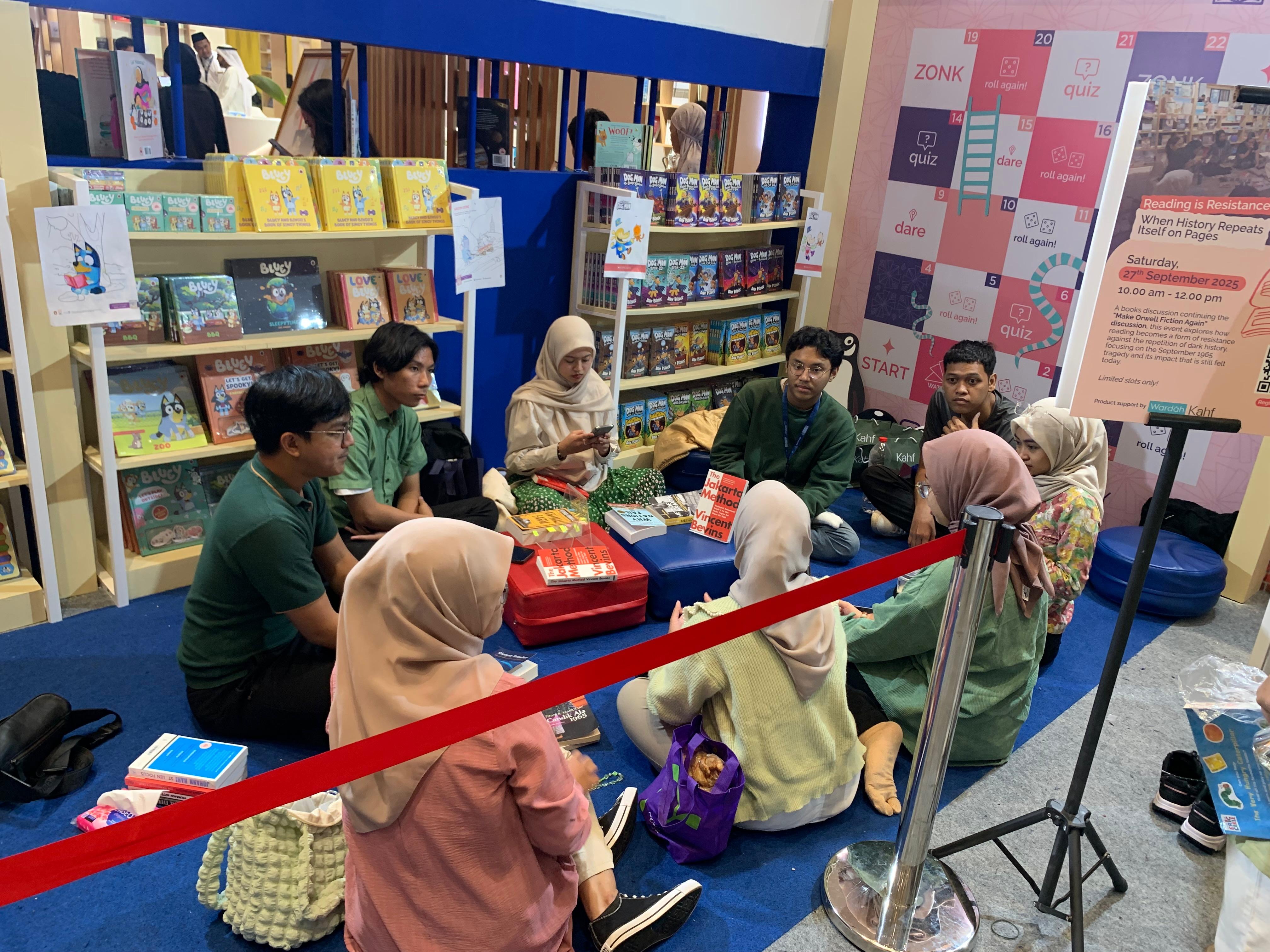 Suasana pengunjung di IIBF 2025. (Sumber gambar: Hypeabis.id/Luke Andaresta) Suasana pengunjung di IIBF 2025. (Sumber gambar: Hypeabis.id/Luke Andaresta)